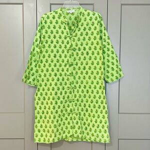 Charlotte Kellogg Green Floral Print Tunic Top - Lightweight Women's Tunic